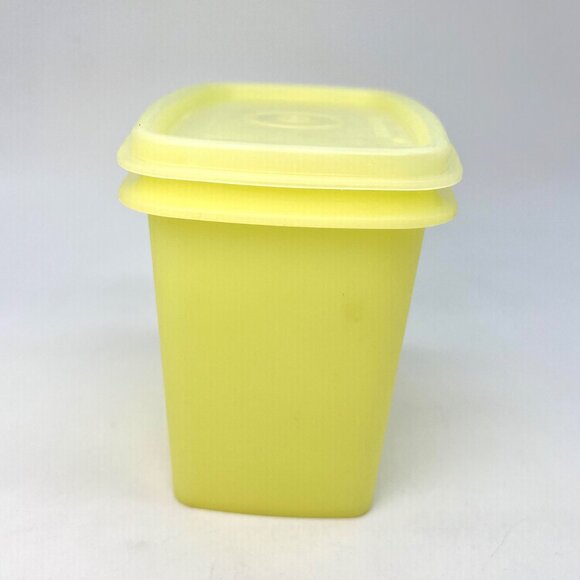 Vintage Tupperware Yellow Container Lid Retro Storage Box Kitchen Pantry 70s - Picture 2 of 9